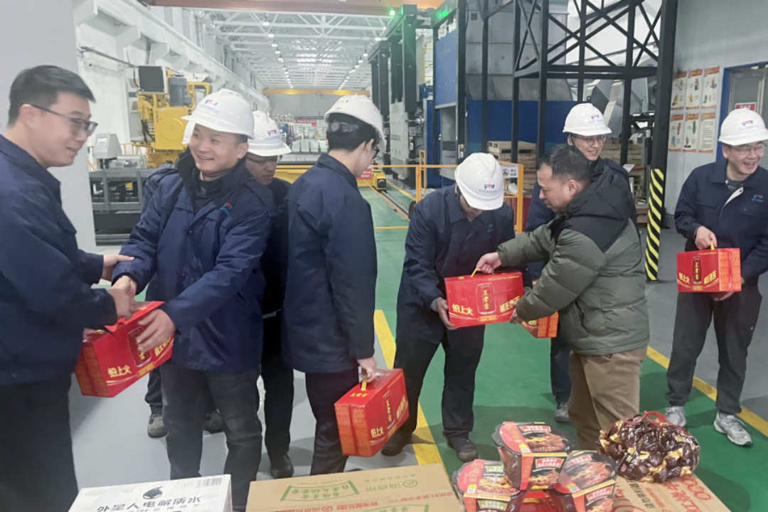 初雪润古都，寒冬送温暖 | 欧中科技开展“春节送温暖”走访慰问活动