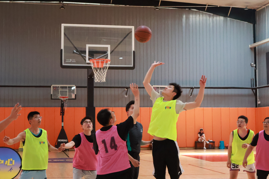 欧中科技举办第二届“欧中杯”职工篮球赛